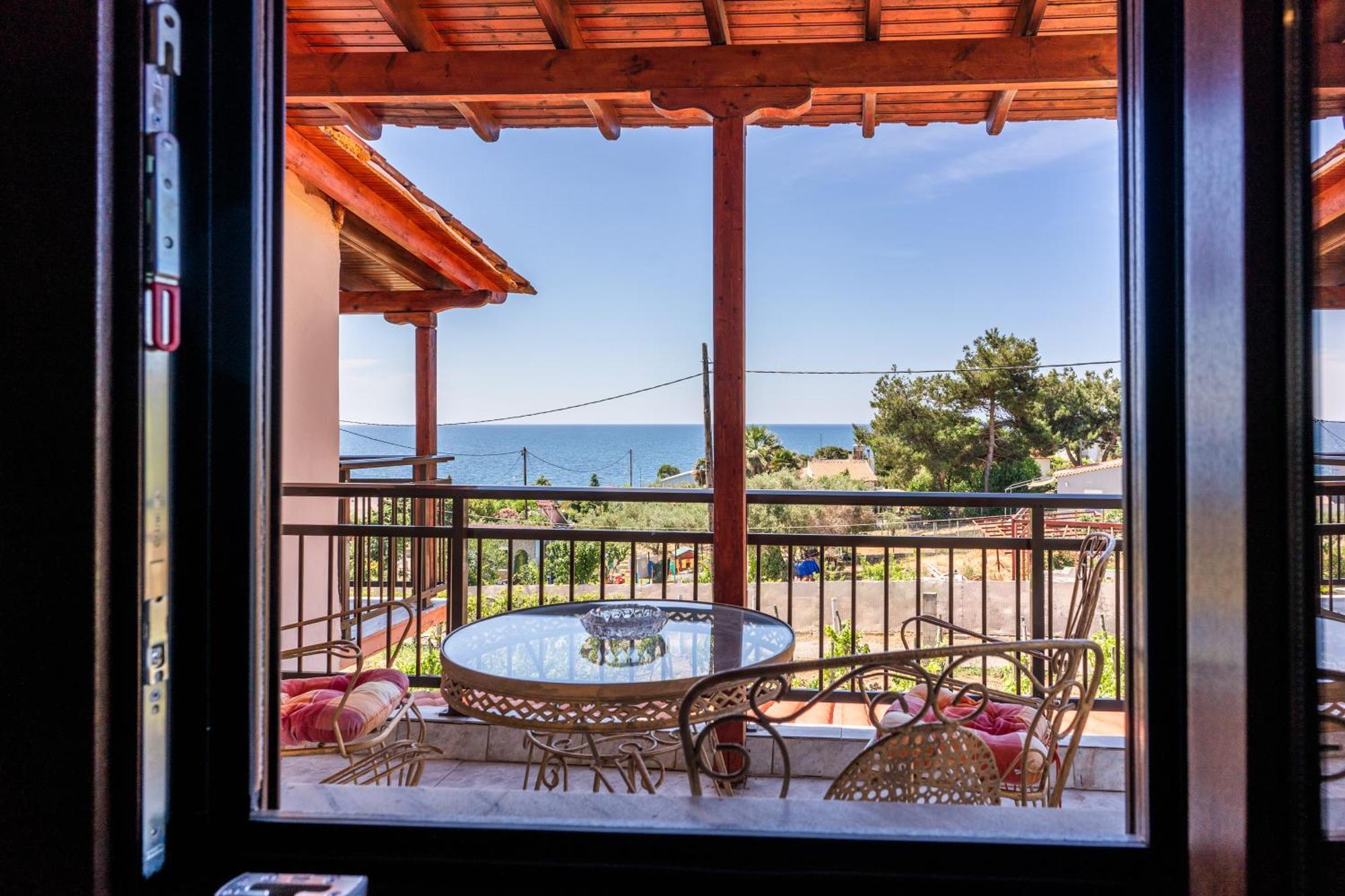 Papi'S Free Parking Villa Alexandroupoli Exterior photo